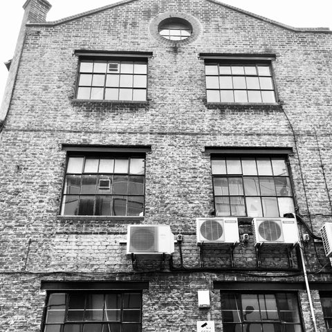 Old industrial building in Lant Street