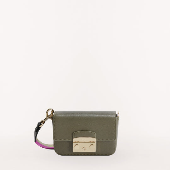 Perlin - Quilted Chain Strap Crossbody Bag