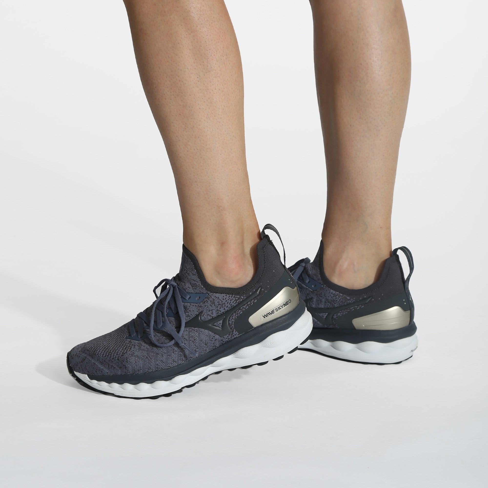 mizuno wave sky neo womens