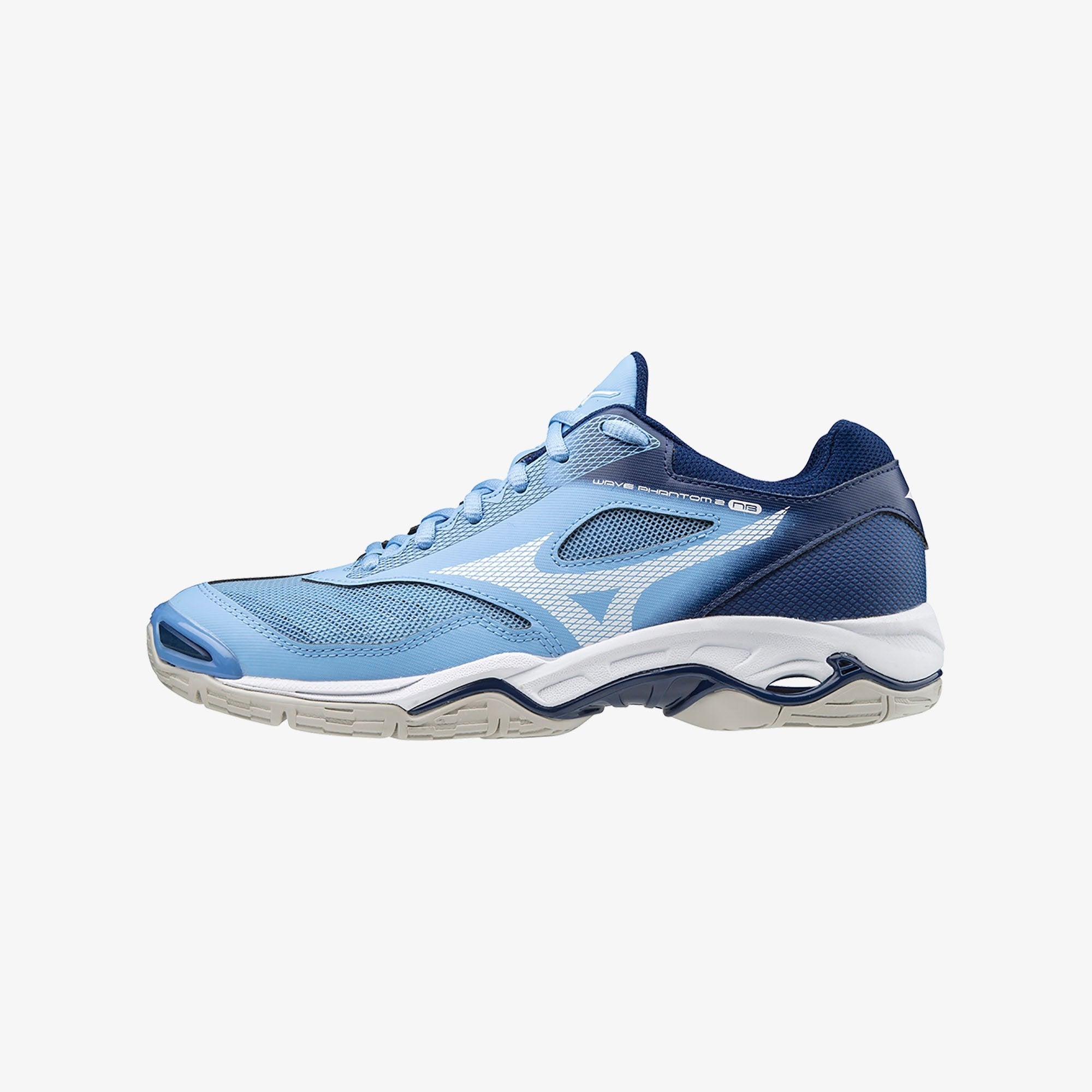 mizuno netball trainers size 6