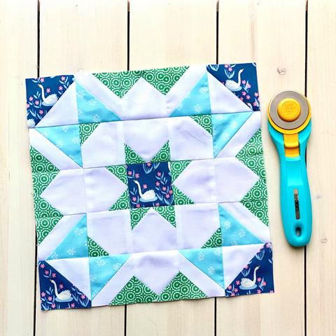 Shining Star Quilt Block in blues and greens