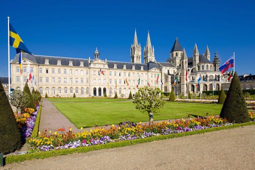 An image of city hall in Caen, France from the grand lawn in front of the building.