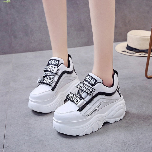 white chunky sneakers womens