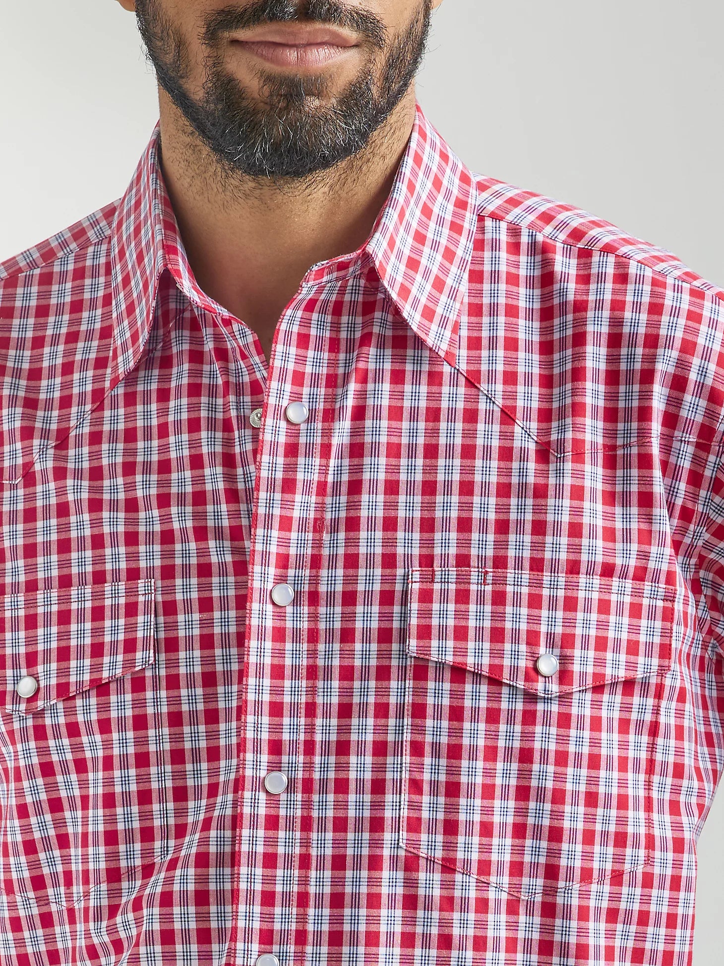 Men's Wrangler® Wrinkle Resist Long Sleeve Shirt in Red – Los Vaqueros  Western Wear