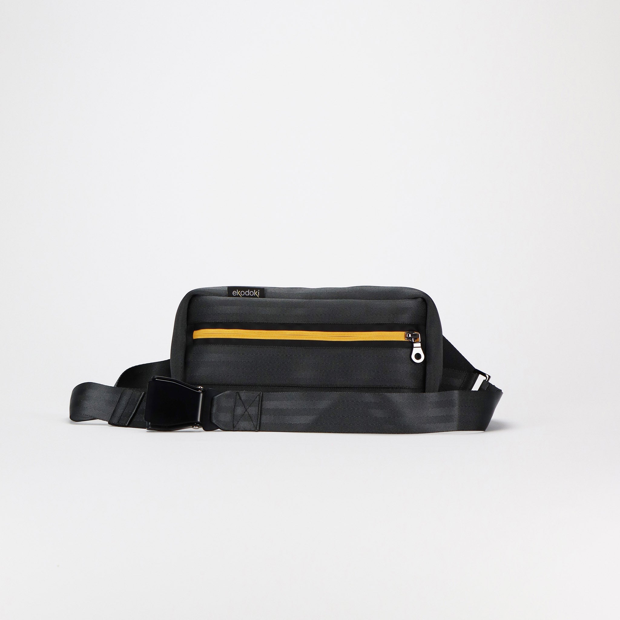 seat belt pouch