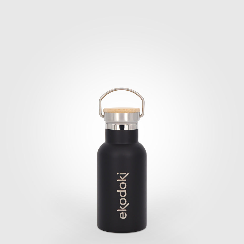 https://cdn.shopify.com/s/files/1/0277/6183/6104/products/reusable-black-stainless-steel-insulated-bottle-330ml-carrying-handle-eKodoKi-THERMOS_1024x1024.jpg?v=1642532962
