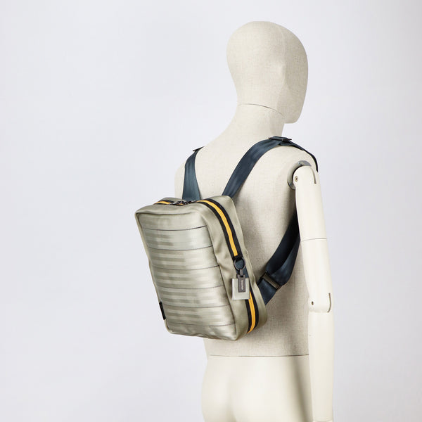 backpack with seat belt straps