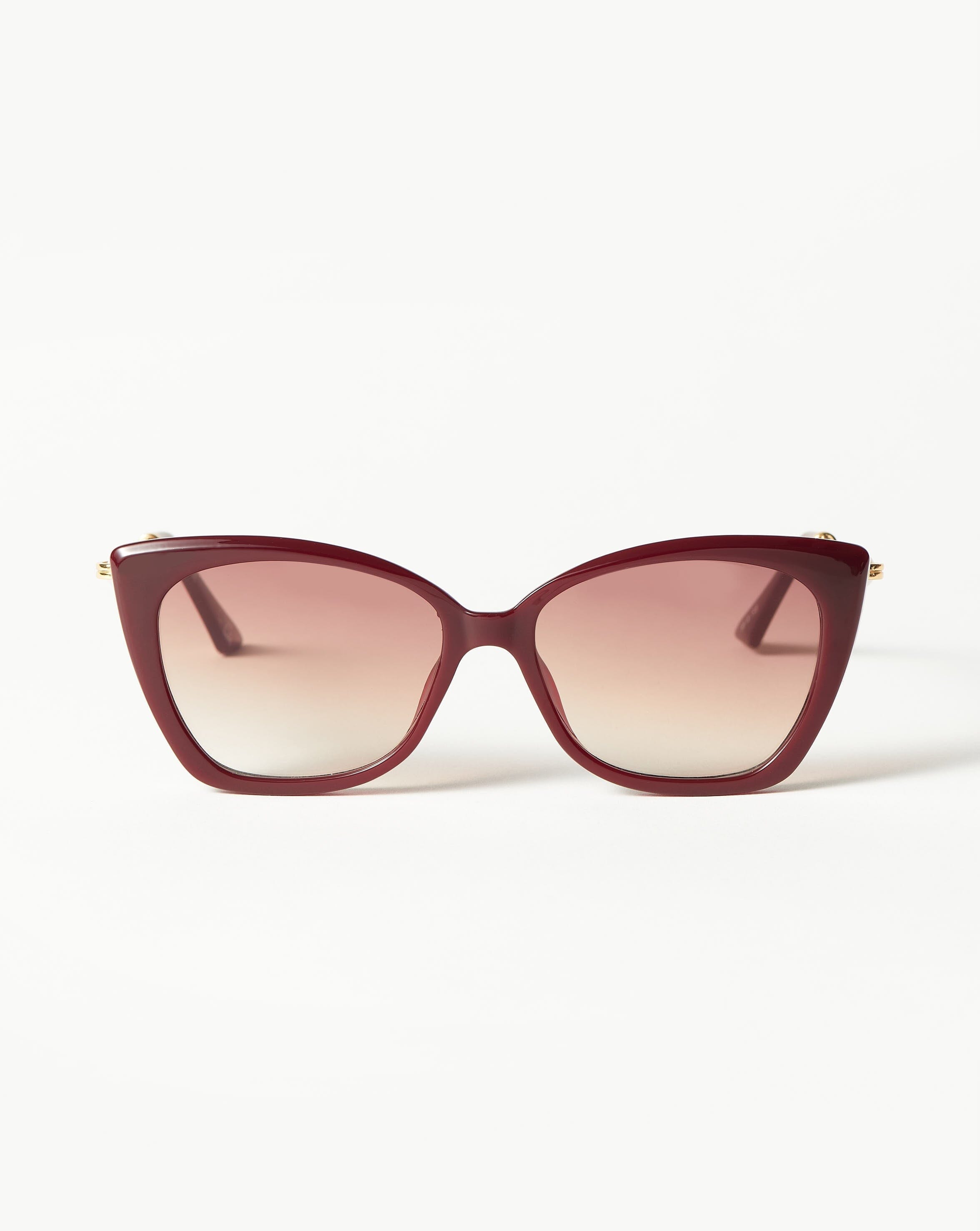 le specs lyra sphere cat-eye sunglasses burgundy/pearl