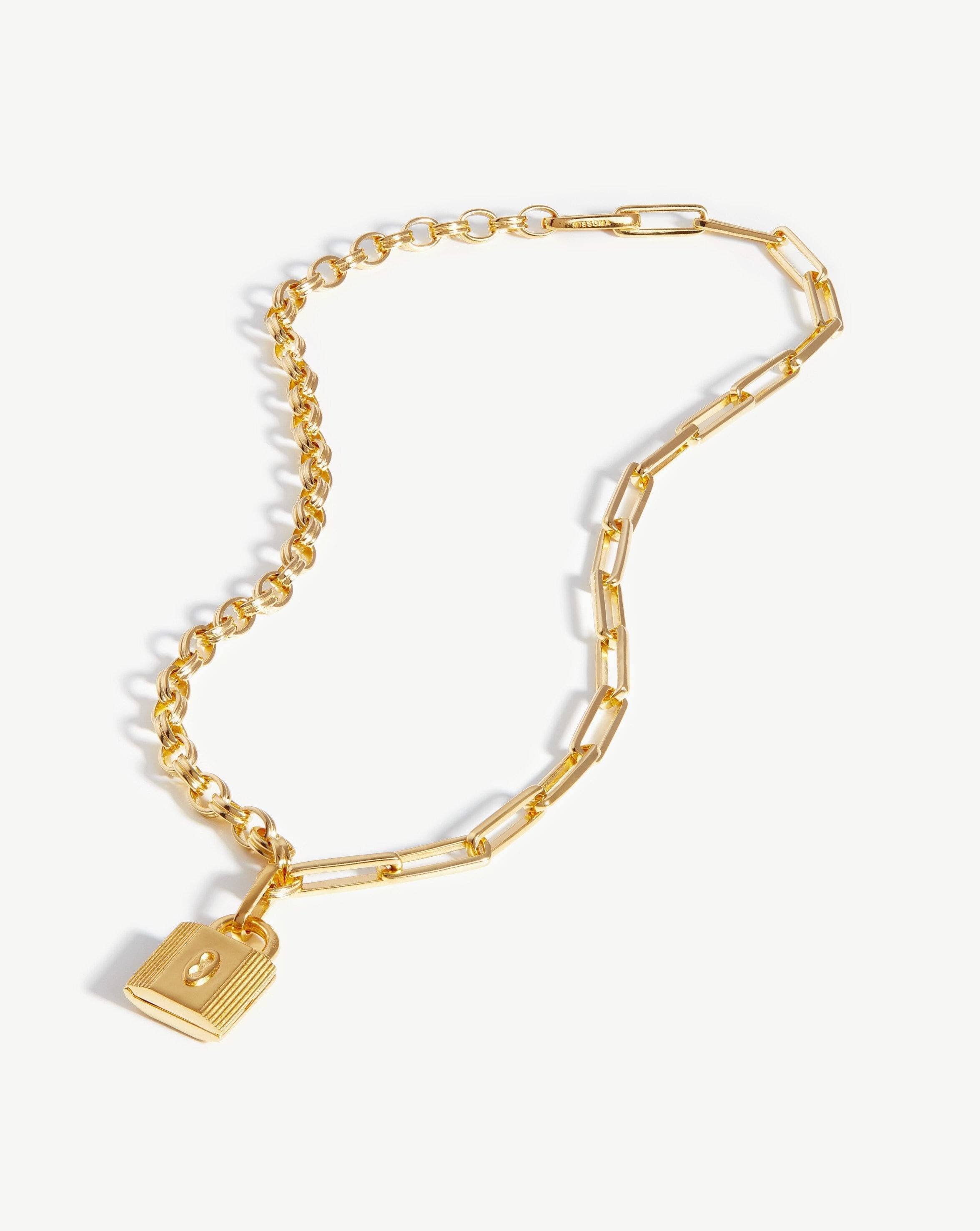 Ridge Padlock Chain Necklace