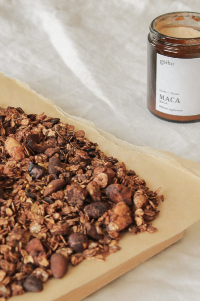Granola adaptogène - Cacao et maca - Gûrhu