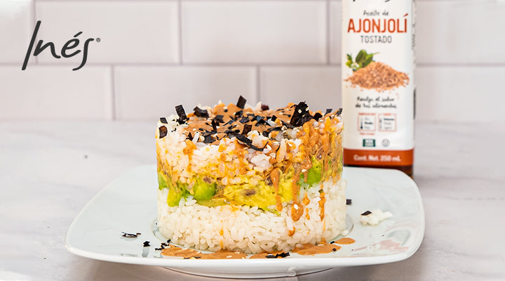 torre de sushi con aceite de ajonjoli tostado ines