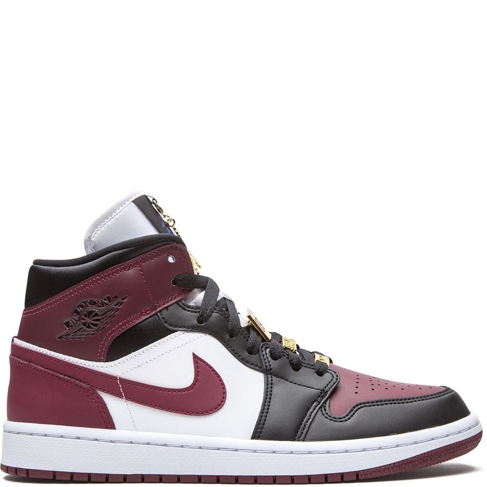 dark beetroot jordan 1s