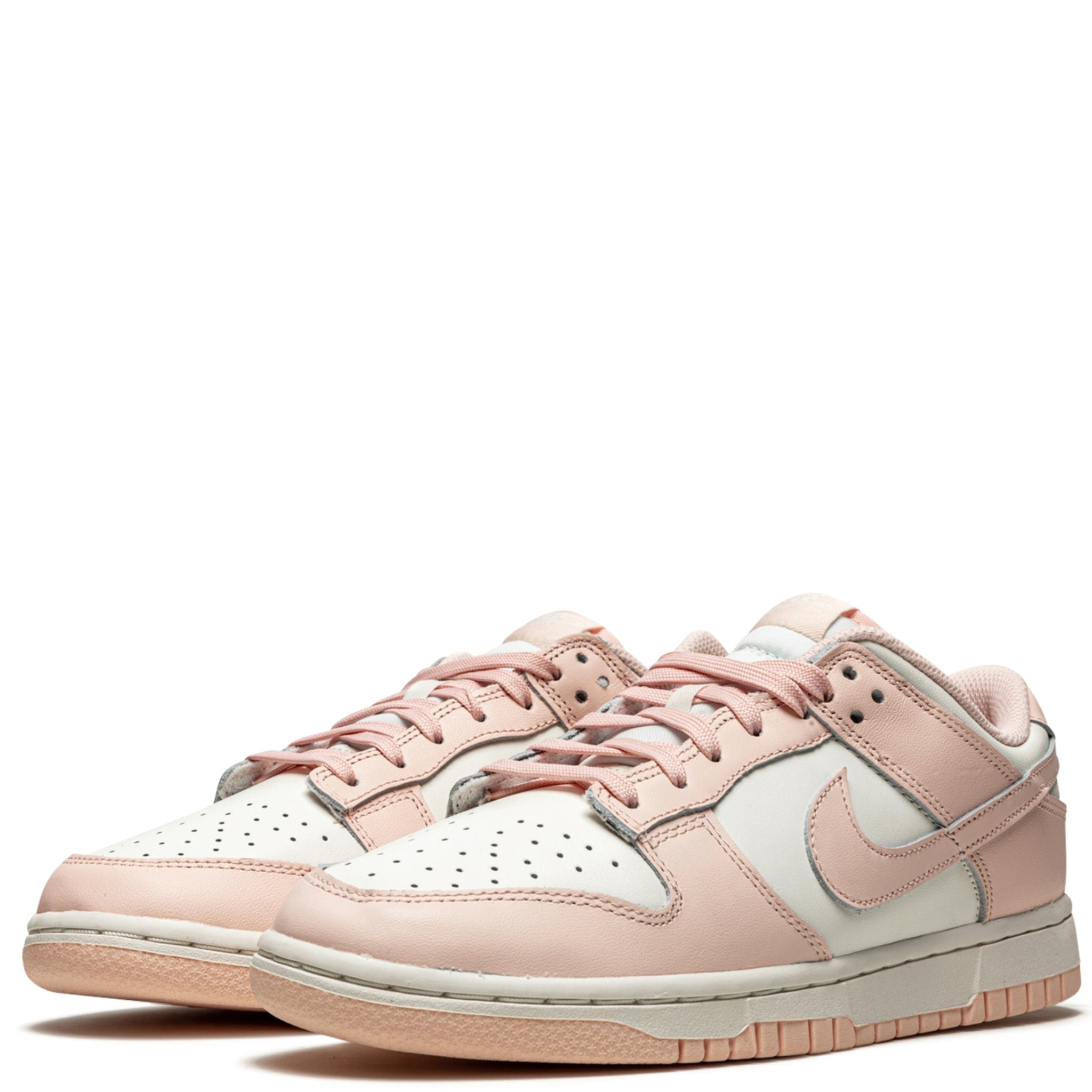 W Nike Dunk Low “Diffused Taupe” #nike #nikedunk #dunklow #diffusedtau