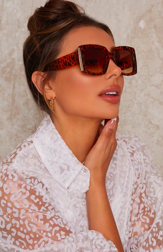 Oversized Tortoiseshell Sunglasses in Brown