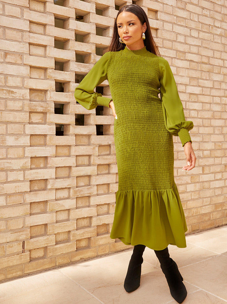 Chi Chi Long Sleeve Shirred Maxi Dress in Green, Size 8
