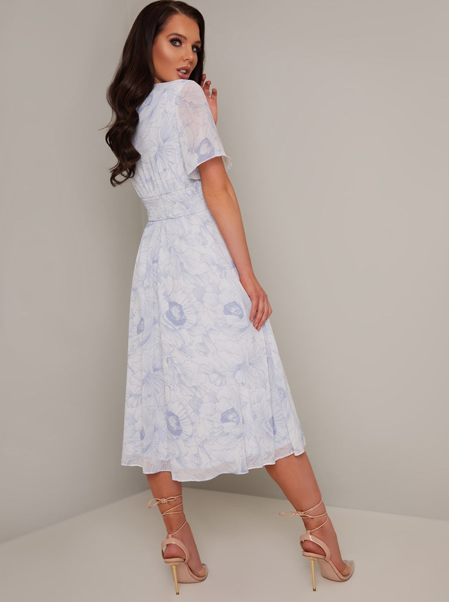 V Neck Short Sleeve Midi Floral Dress In White Chi Chi London 7353