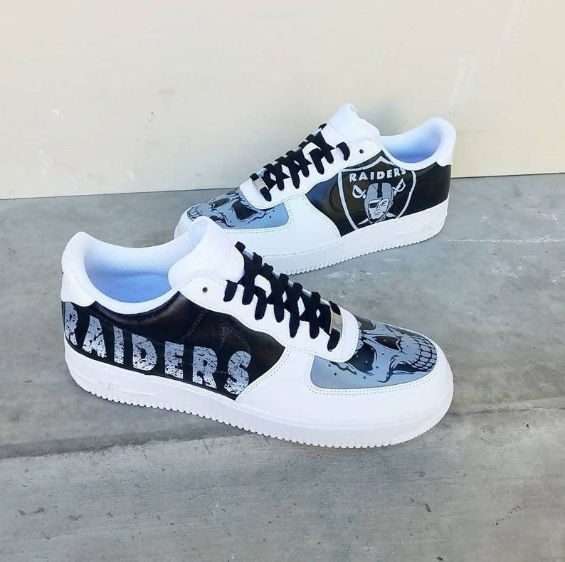 nike air force 1 raiders