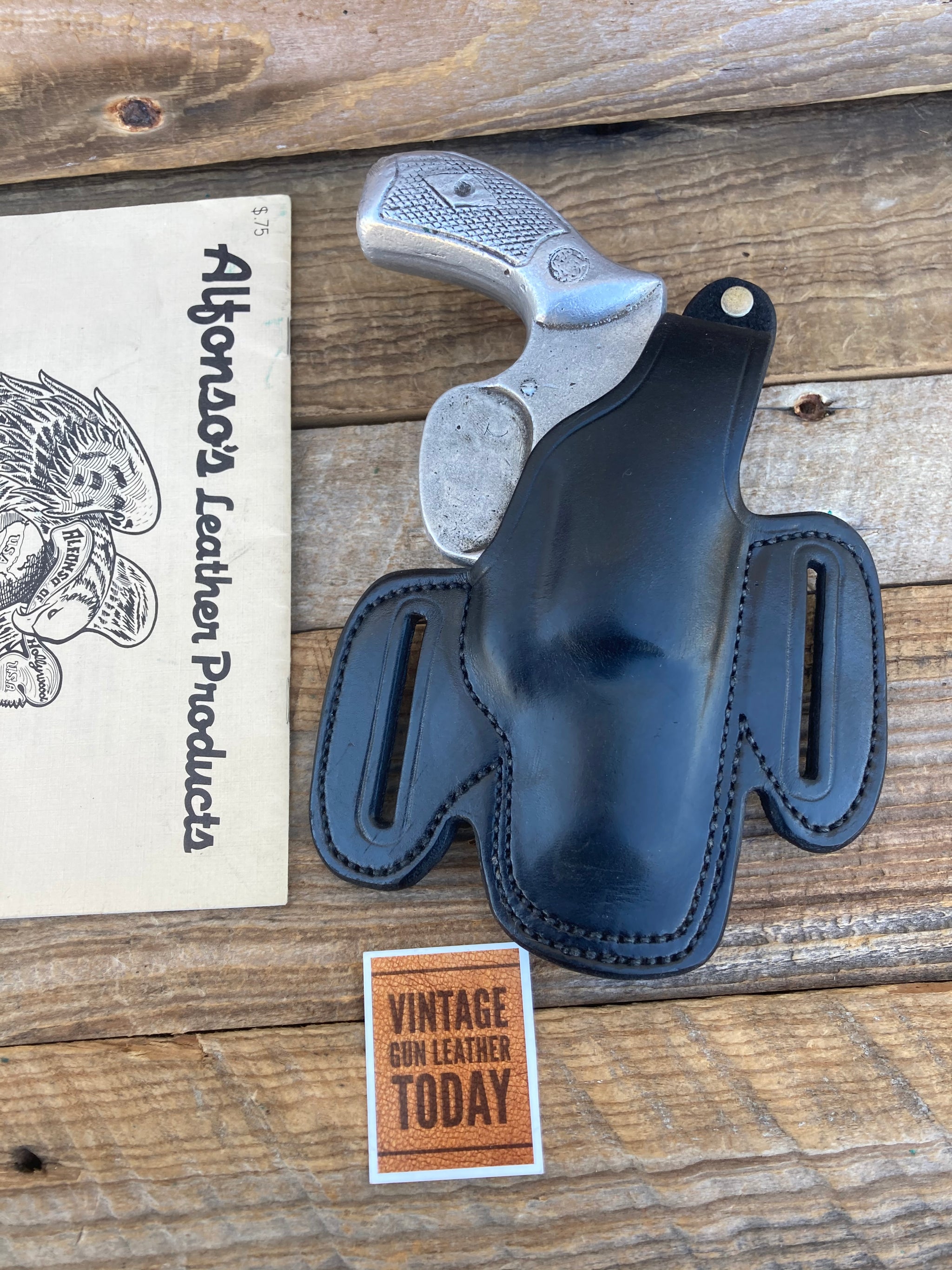 Alfonso's Plain Black Leather Holster For S&W Model 36 Chief Special R ...
