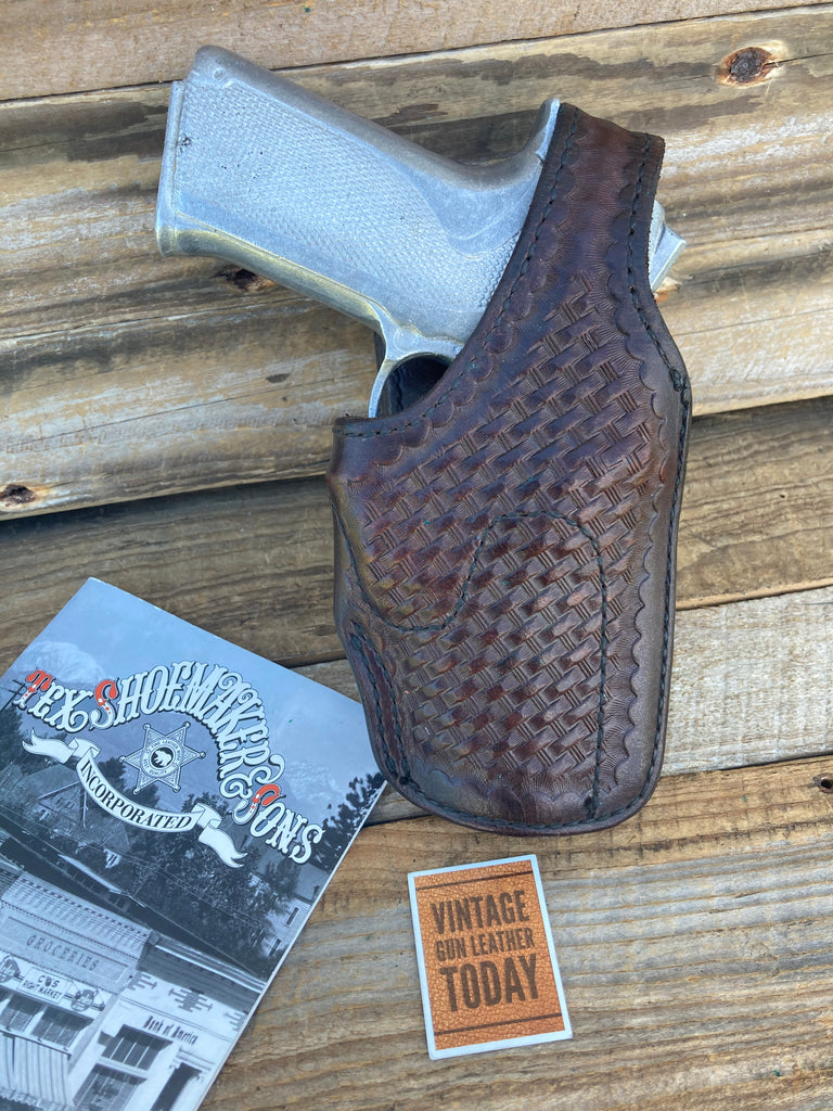 The Texas Rangers - Friday flashback! Texas Rangers have a tradition of  wearing hand tooled leather gun belts and holsters. This is a Sig Sauer 226  with Pau Ferro wood grips with