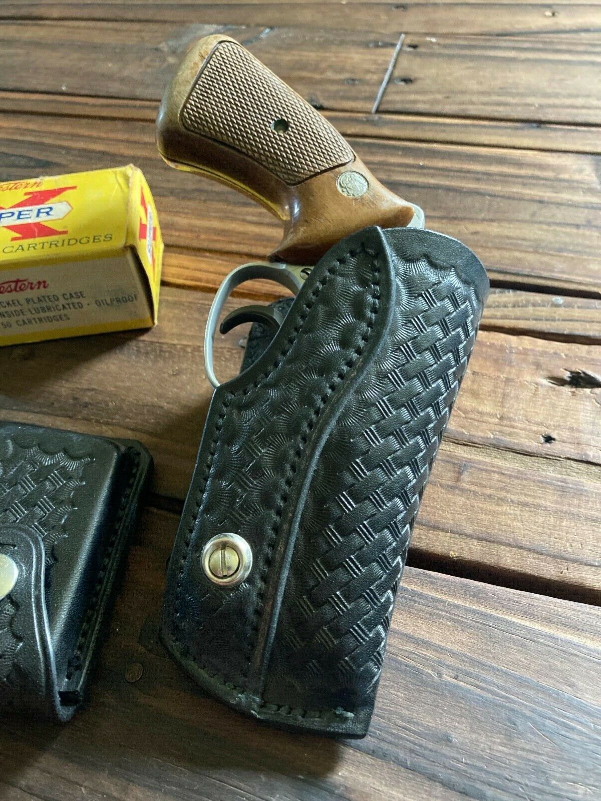 Vintage Earl Ginn Black Basketweave Small Revolver Holster Chief Detec