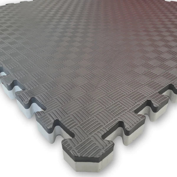 Why Interlocking Foam Mats Are The Best for Safe At-Home Workouts – Sprung  Gym Flooring