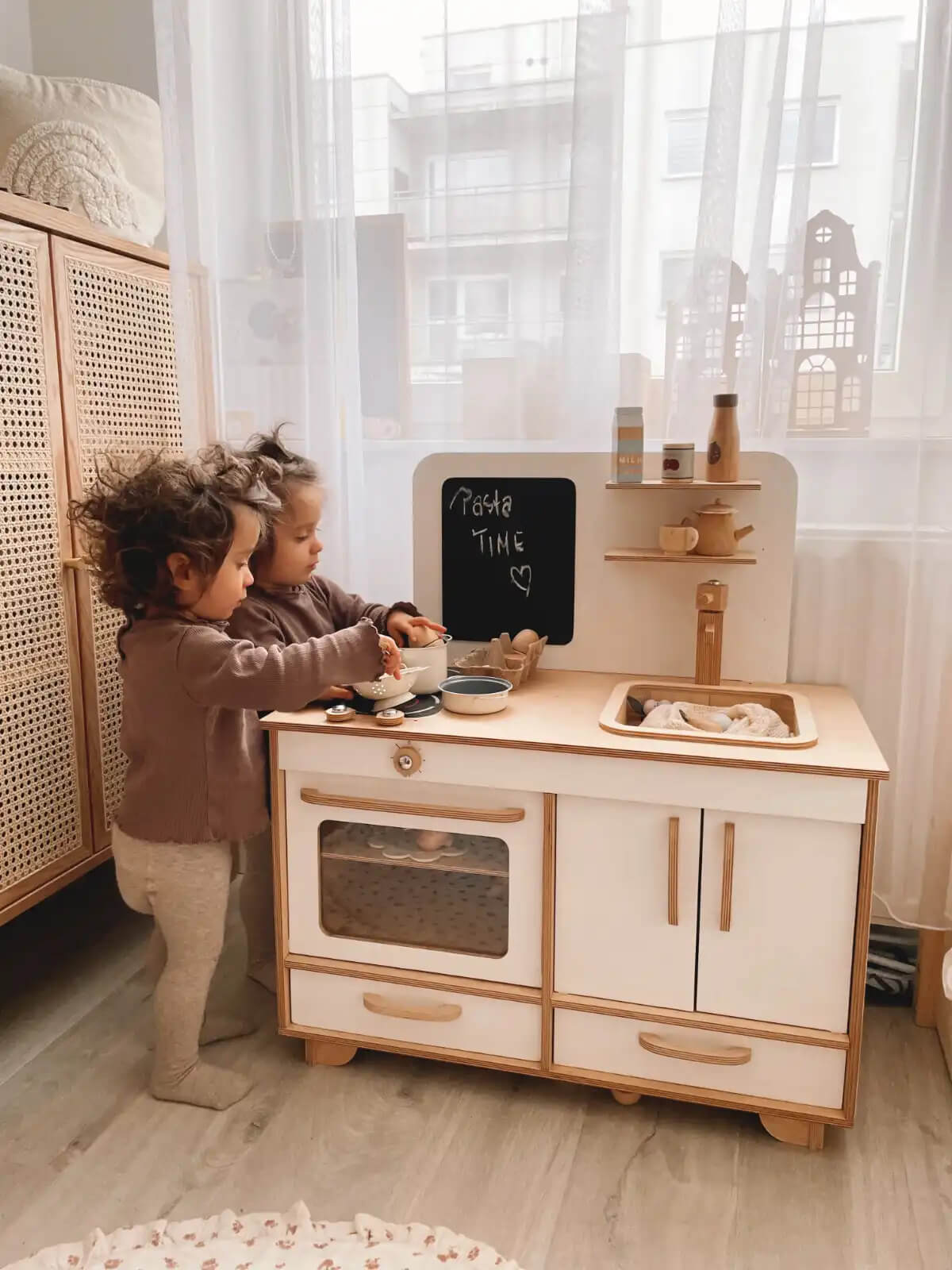 Montessori Functional Kitchen For Kids - How To Build a Toddler Kitchen