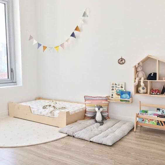 Small Montessori Bedroom