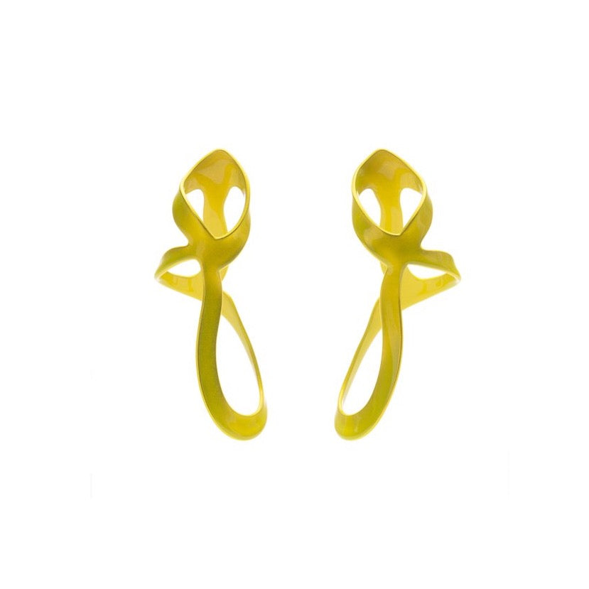 Open Weave Drip Earrings, Small , Golden Lux