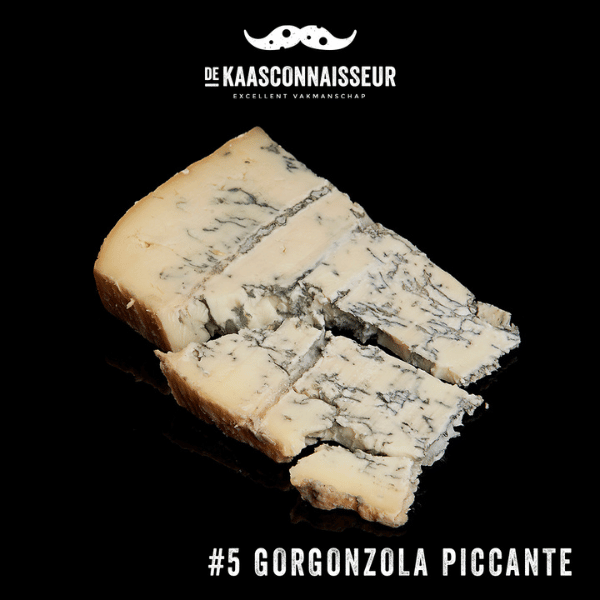 Gorgonzola Piccante.png__PID:f6bf73b6-7c7b-4f3f-90f9-ca9df16b6bb1