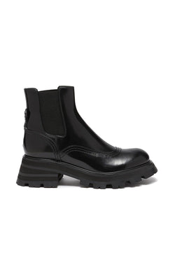 mid height chelsea boot