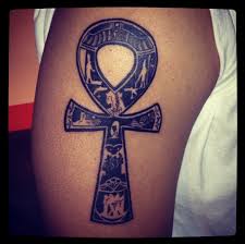 Tatuaje de la cruz Ankh