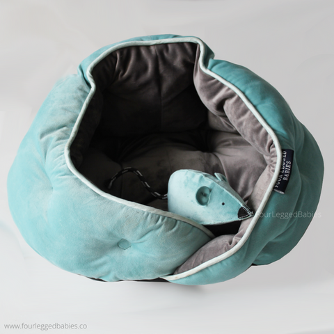 Soft Sky Kitty Cat Bed