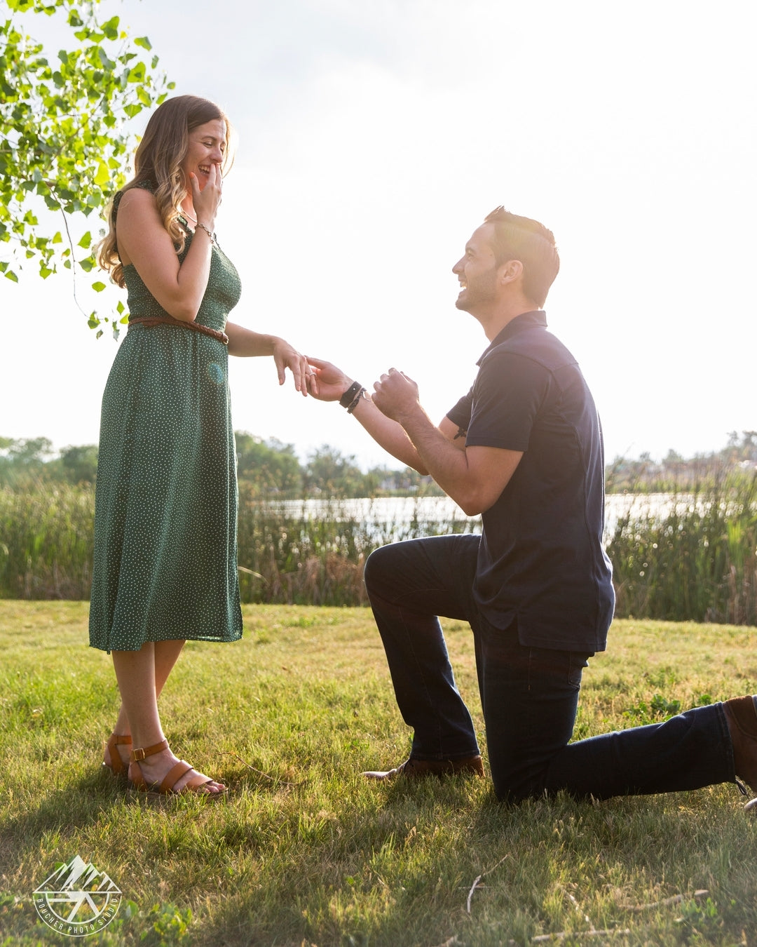 man proposing in a romantic and memorable setting outdoors