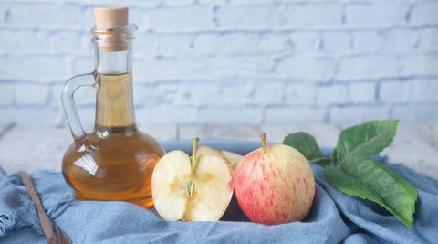 Vinegar with apples