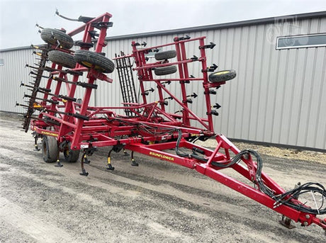 used 32' Sunflower Cultivator for sale