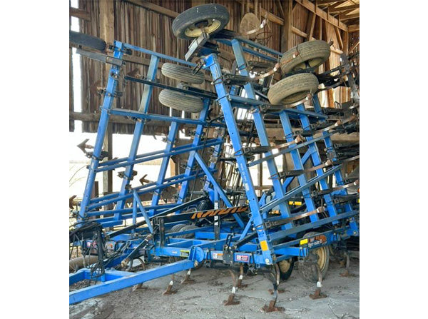used 30' DMI TigerMate 2 field Cultivator for sale