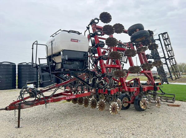 30' Salford RTS with Valmar 6056 cover crop seeder