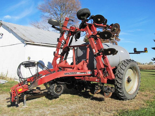 15 row Case IH liquid side dress applicator