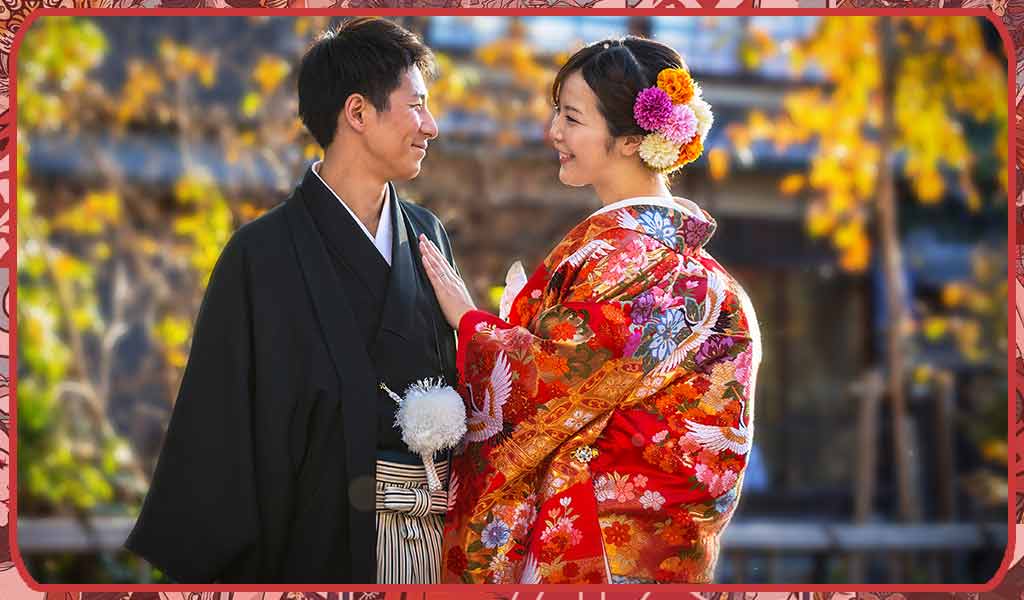Japanese couple with Japanese black kimono vs Red yukata