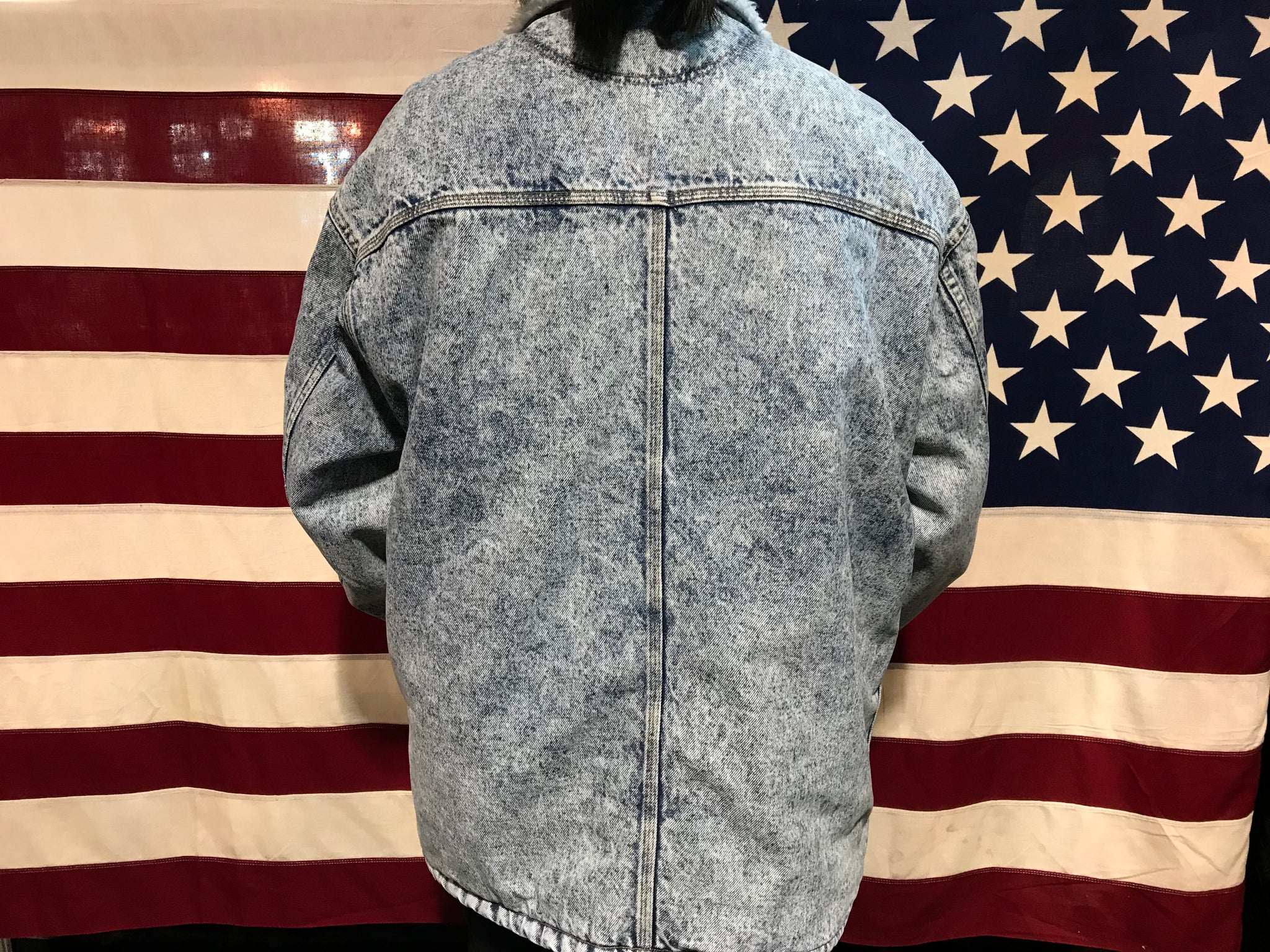 Levis Denim Mens Vintage 80's Acid Wash Sherpa Jacket Made in USA –  American Vintage Clothing Co.