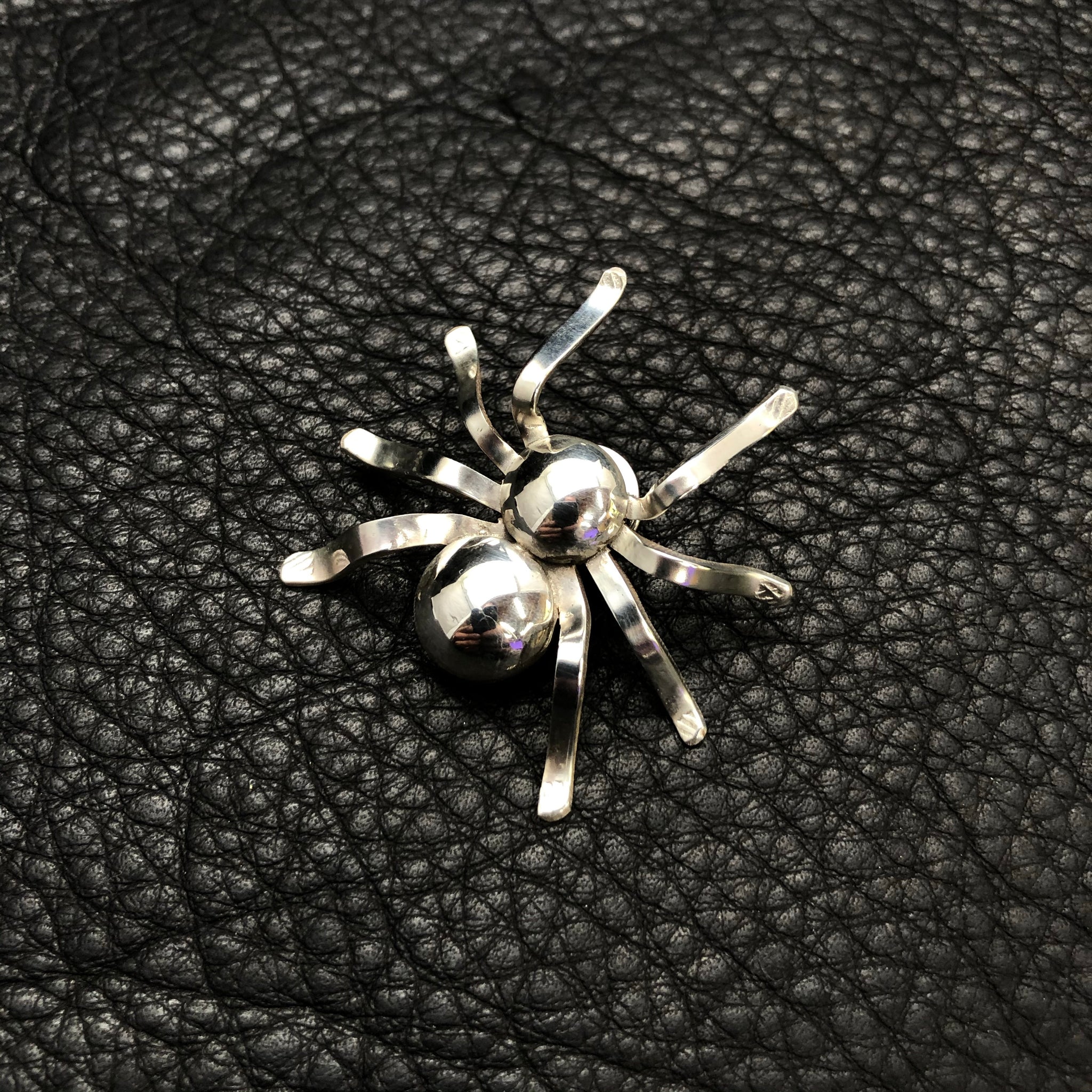 cippycrazyhorse Spider pin14K クモピン - アクセサリー