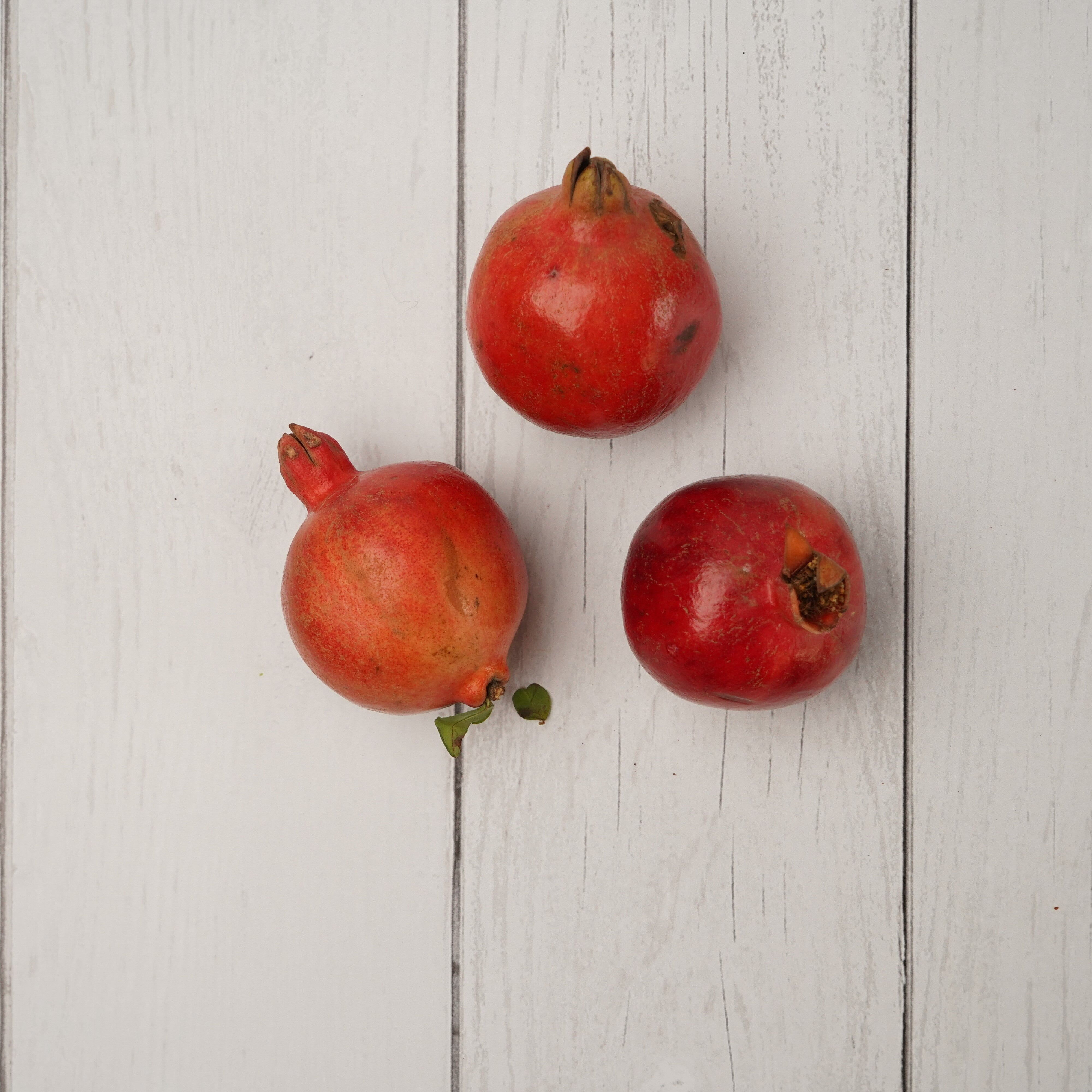 Pomegranate (Anar) - 100 % Natural & Farm Fresh - Kedia Organic Agro Farms product image