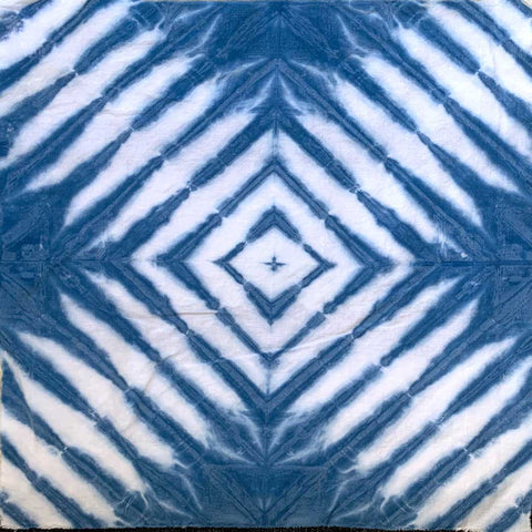 diamond tie dye pattern indigo shibori