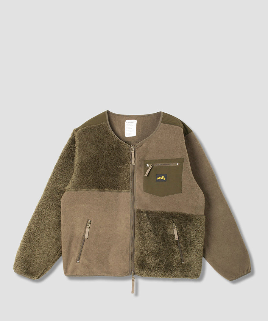 Se Patchwork Fleece Cardigain Olive hos PACKYARD