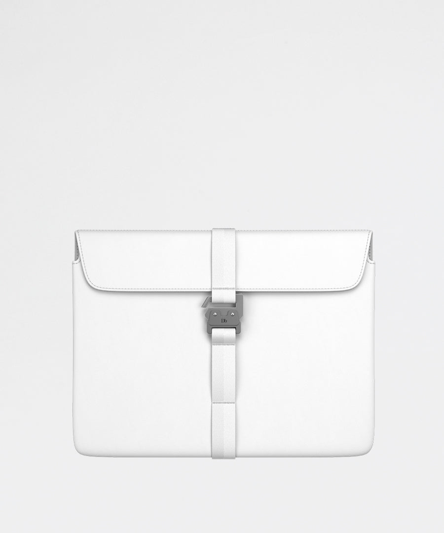 The Världsvan 13&quot; Laptop sleeve - White Out