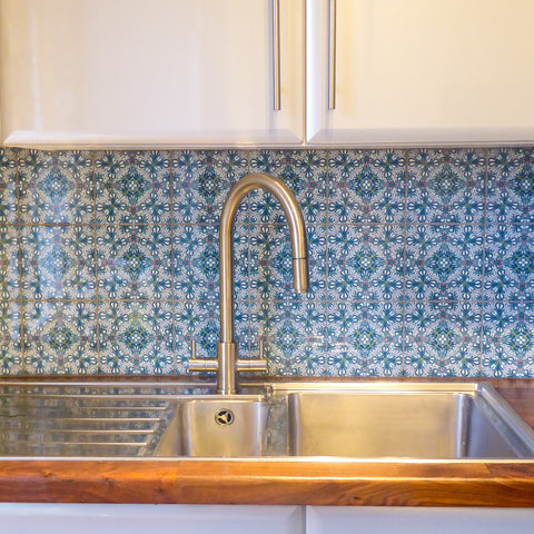 Flourishing garden tile - small scale - sink splashback