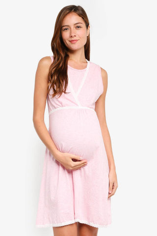 spring maternity outfits