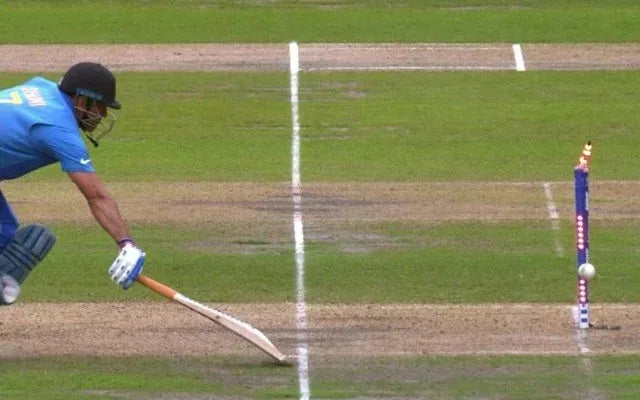 MS Dhoni gets run out in the India vs New Zealand 2019 Cricket World Cup Final