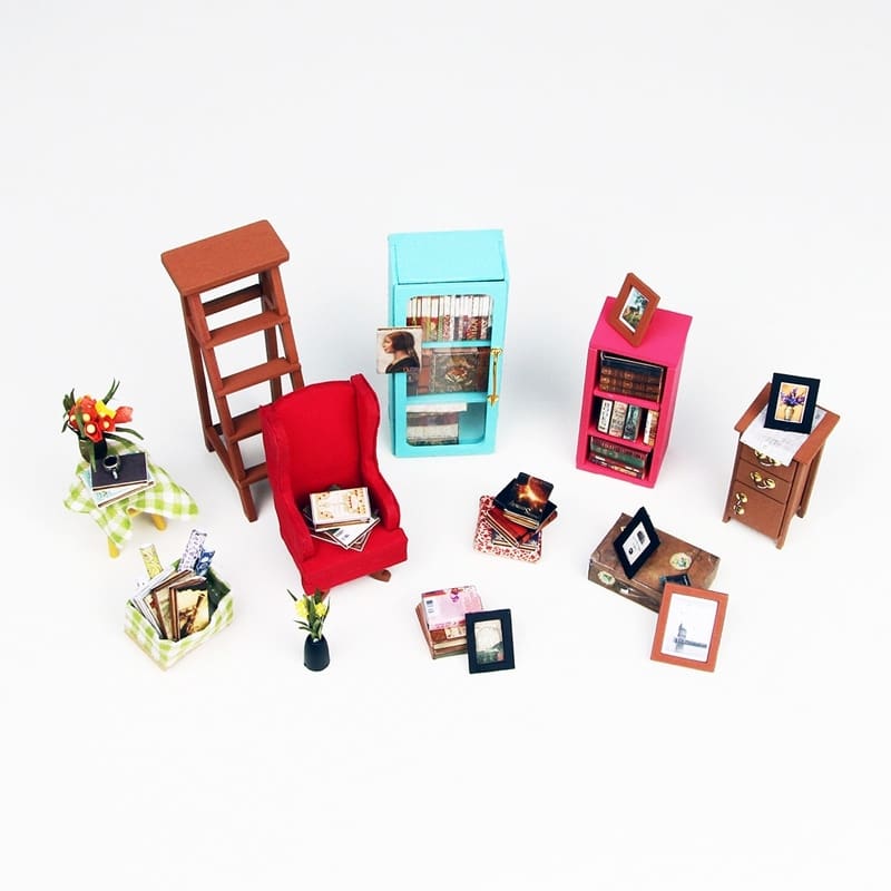 KingPuzzles 5 Kinds DIY Doll House with Furniture