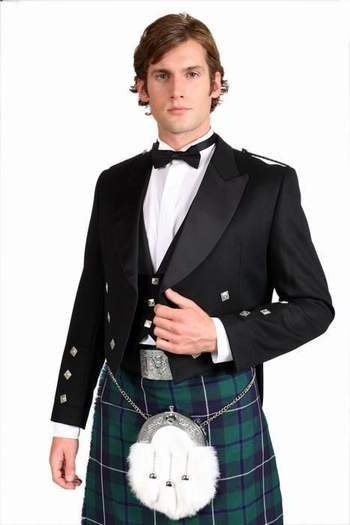 Scottish Men Prince Charlie Kilt Jacket & Waistcoat Traditional 5 Yard Kilts  Set